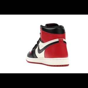 Air Jordan 1 High Retro OG Bred Toe